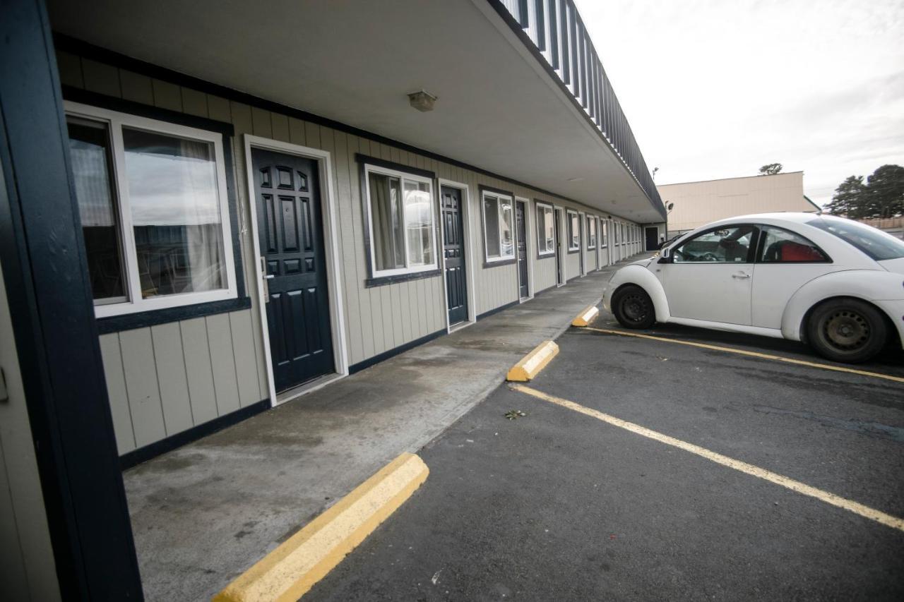 Pacific Inn Crescent City Bagian luar foto